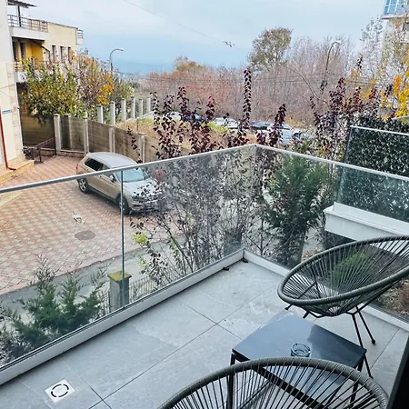 Tomis Center Apartman *